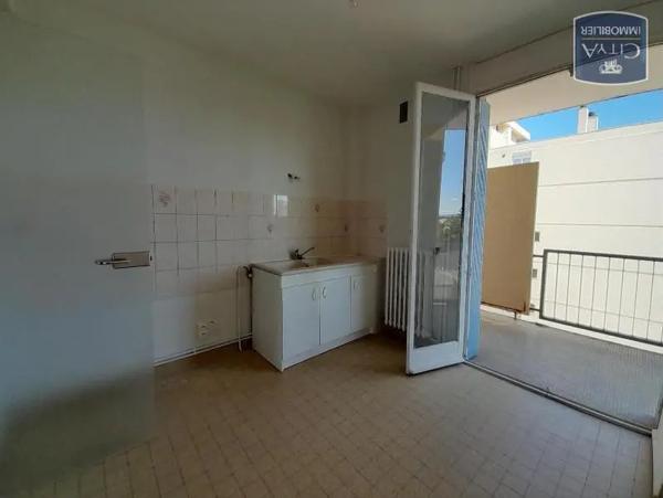 Appartement à louer 4 pièces 69.71m² Bourg-en-Bresse (01000)