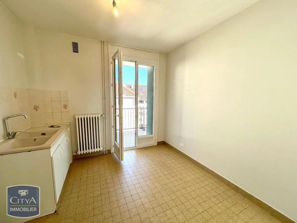 Appartement à louer 4 pièces 69.71m² Bourg-en-Bresse (01000)