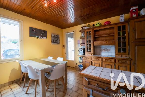 Maison à vendre 8 pièces 157 m² Doué-en-Anjou