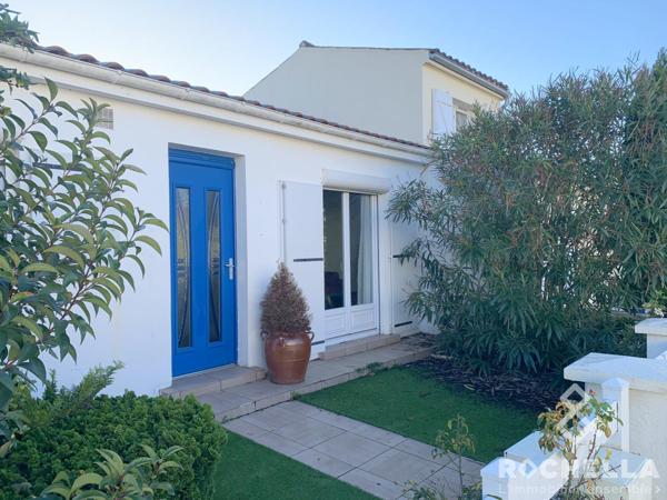 Maison 2 chambres, jardin, garage, atelier, proche toutes commodités.