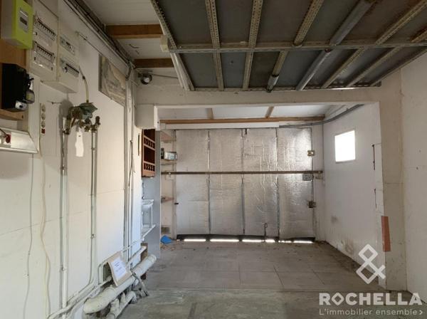 Maison 2 chambres, jardin, garage, atelier, proche toutes commodités.