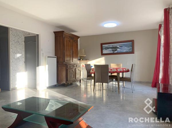 Maison 2 chambres, jardin, garage, atelier, proche toutes commodités.