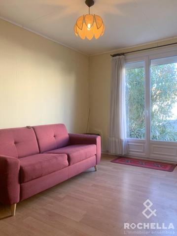 Maison 2 chambres, jardin, garage, atelier, proche toutes commodités.