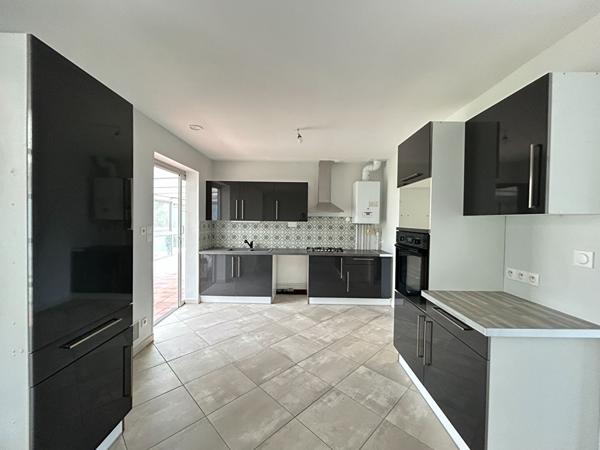 "MAISON 4 PIECES ST GEORGE DU BOIS 123M2"