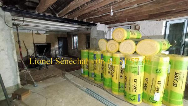 Longère à rénover de plus de 140 m2 avec des dépendances sur une parcelle de plus de 2 700 m2