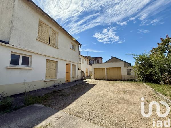 Immeuble à vendre 248 m² Désertines