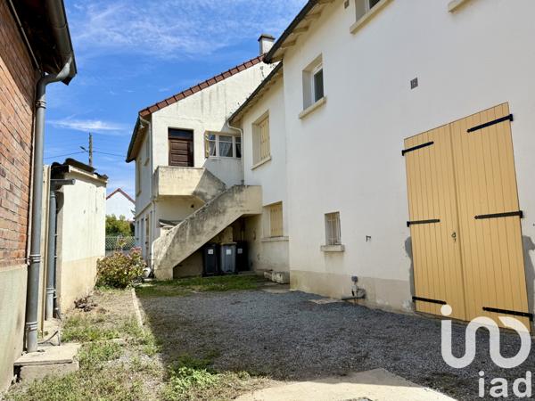 Immeuble à vendre 248 m² Désertines