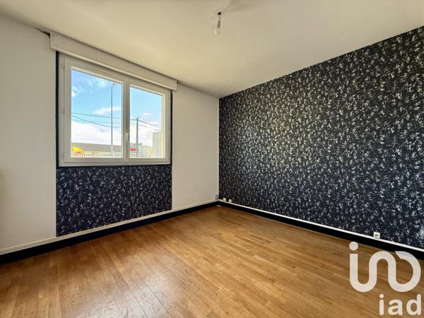 Immeuble à vendre 248 m² Désertines