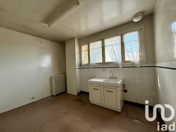 Immeuble à vendre 248 m² Désertines