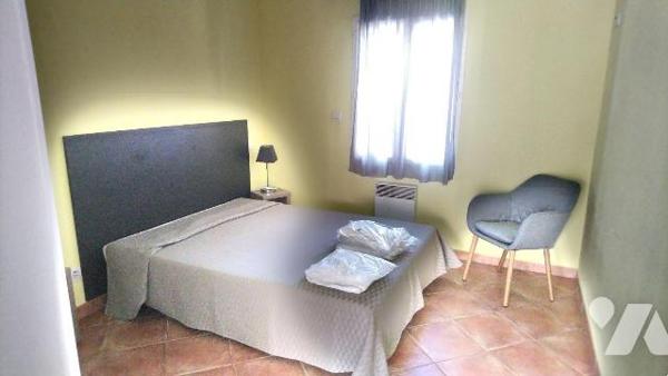 A vendre - Gréoux-Les-Bains (04) - Alpes de Haute Provence: Superbe appartement meublé d'env 34...