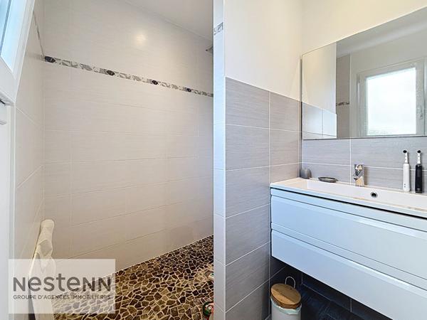 Maison à vendre à La Garnache - 7 pièces, 5 chambres + bureau