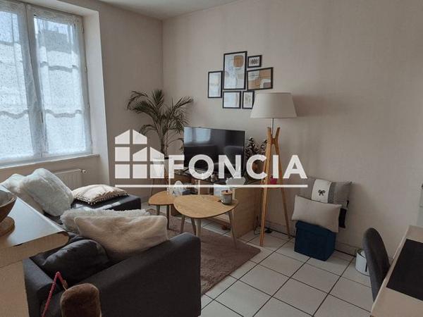 Location Appartement 3 pièces 44.2 m² - 2ème ETAGE - PORTE 7 Niort 79000