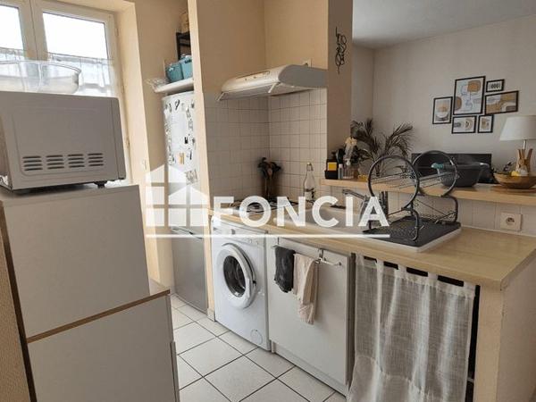 Location Appartement 3 pièces 44.2 m² - 2ème ETAGE - PORTE 7 Niort 79000