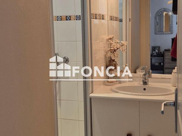 Location Appartement 3 pièces 44.2 m² - 2ème ETAGE - PORTE 7 Niort 79000