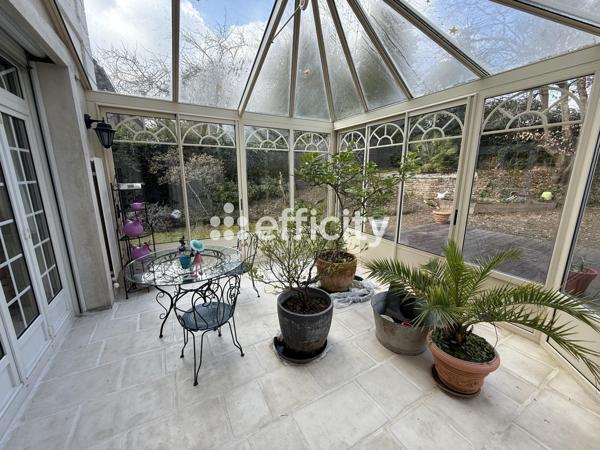 Maison 9 pièces - 225 m²