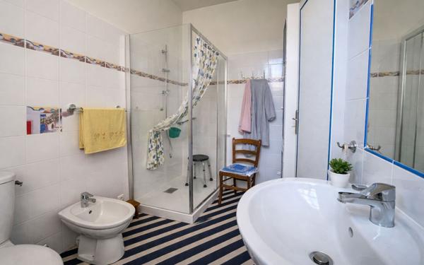 Maison à vendre    7 pièces •  Ruelle-sur-Touvre