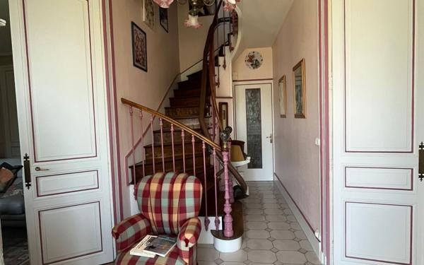 Maison à vendre    7 pièces •  Ruelle-sur-Touvre