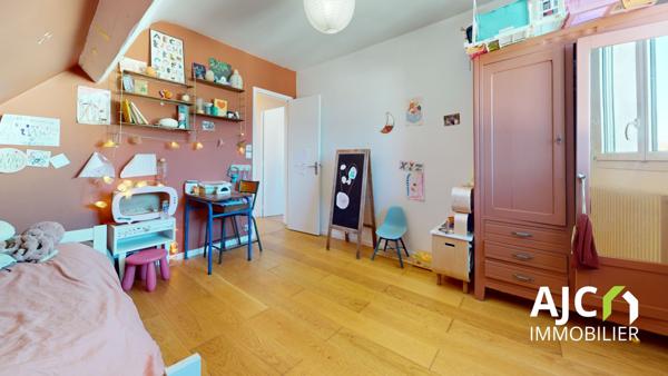 Savonnières (37510) Maison lumineuse avec grand jardin