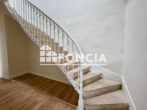 Location Maison 5 pièces 110.6 m² - 60 RUE CHANTECRIT Bordeaux 33000