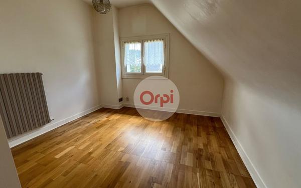 Maison à vendre    5 pièces •  Damgan