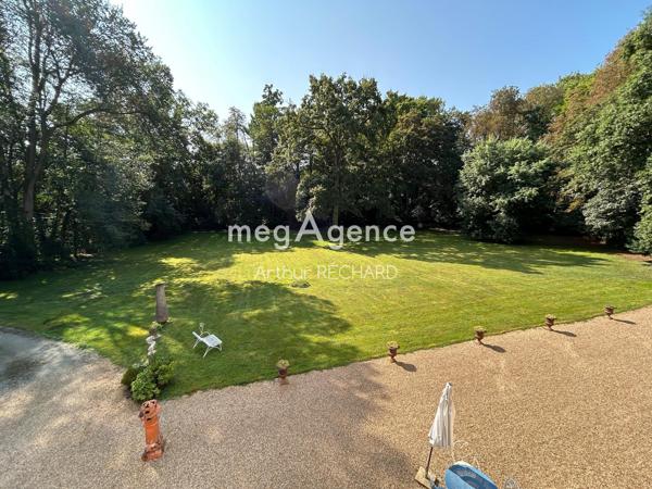 Maison à LE MANS, 72000 - 16 pièces 400m²