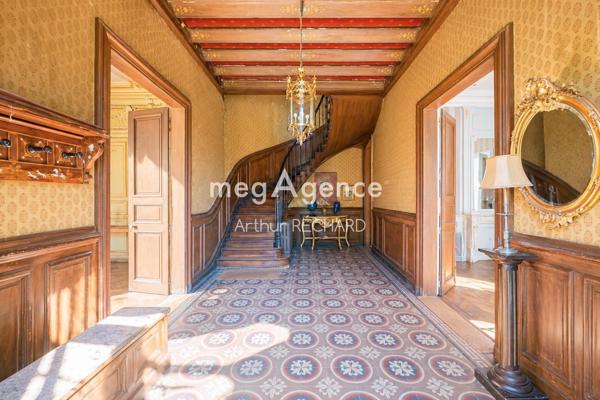 Maison à LE MANS, 72000 - 16 pièces 400m²
