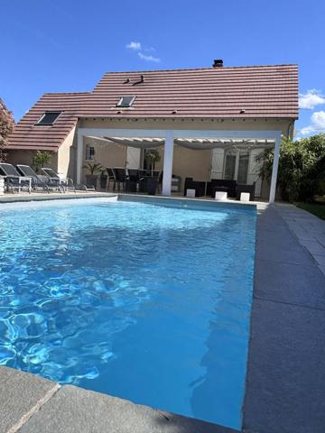 Maison avec piscine à 5minutes d'Auxerre