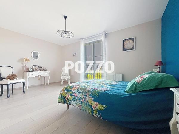 Un havre de paix en bois ! A Vendre Belle Maison en Bois . HONFLEUR