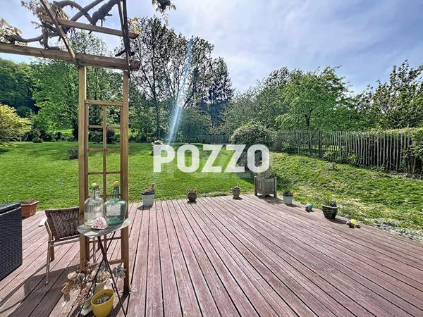 Un havre de paix en bois ! A Vendre Belle Maison en Bois . HONFLEUR