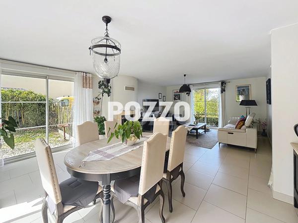 Un havre de paix en bois ! A Vendre Belle Maison en Bois . HONFLEUR