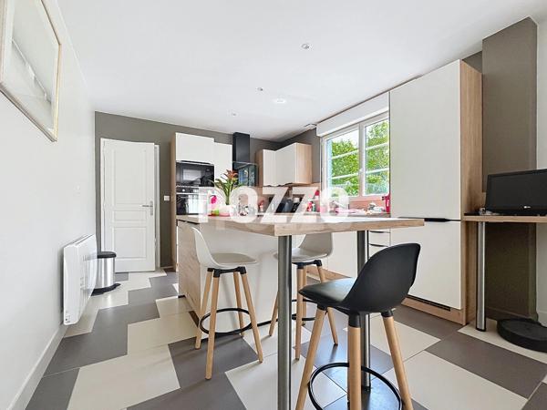 Un havre de paix en bois ! A Vendre Belle Maison en Bois . HONFLEUR