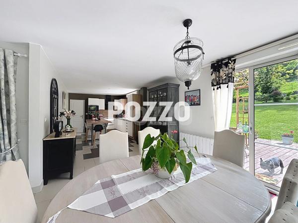 Un havre de paix en bois ! A Vendre Belle Maison en Bois . HONFLEUR