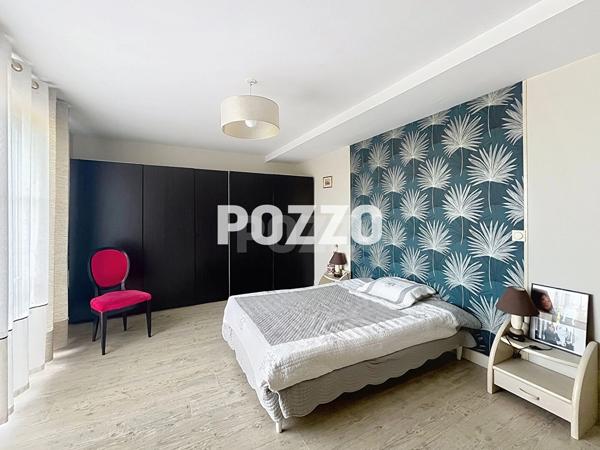 Un havre de paix en bois ! A Vendre Belle Maison en Bois . HONFLEUR