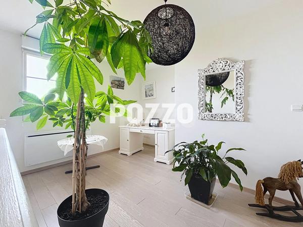 Un havre de paix en bois ! A Vendre Belle Maison en Bois . HONFLEUR
