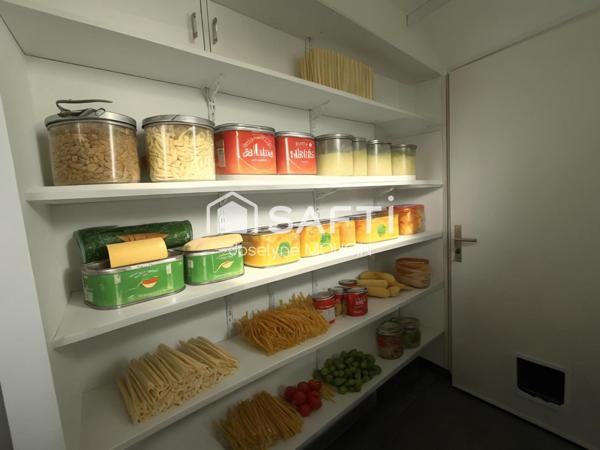 Pont de Metz, pavillon de 4 chambres, garage double, jardin clos.