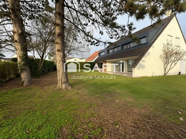 Pont de Metz, pavillon de 4 chambres, garage double, jardin clos.