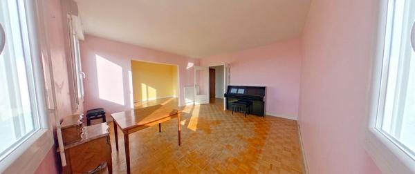 APPARTEMENT T4 A VENDRE BREST RIVE GAUCHE - DERNIER ETAGE ASCENSEUR PARKING