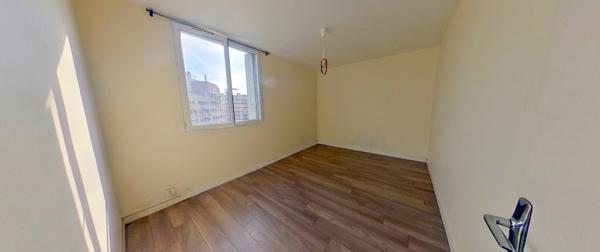 APPARTEMENT T4 A VENDRE BREST RIVE GAUCHE - DERNIER ETAGE ASCENSEUR PARKING