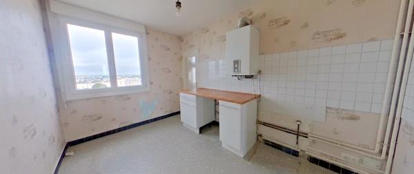 APPARTEMENT T4 A VENDRE BREST RIVE GAUCHE - DERNIER ETAGE ASCENSEUR PARKING