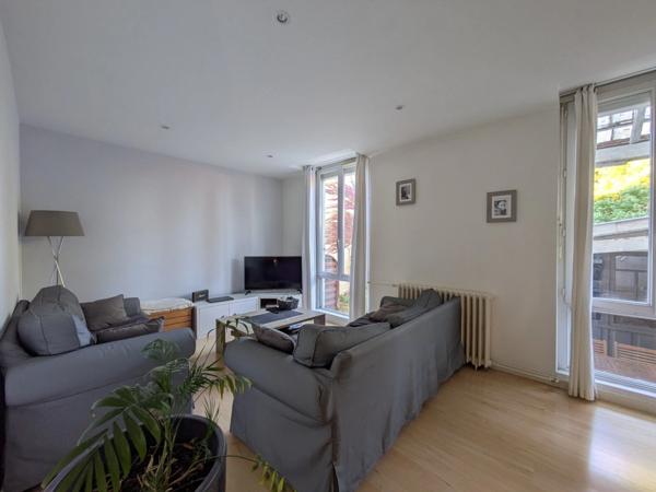 Maison familiale avec jardin et dépendances