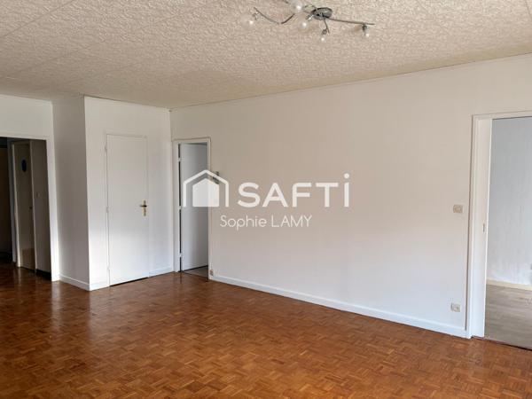 GRAND APPARTEMENT 94 M2  PRIX ATTRACTIF