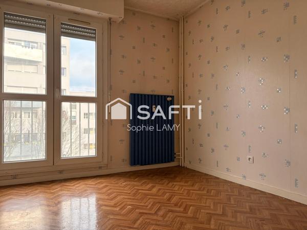 GRAND APPARTEMENT 94 M2  PRIX ATTRACTIF