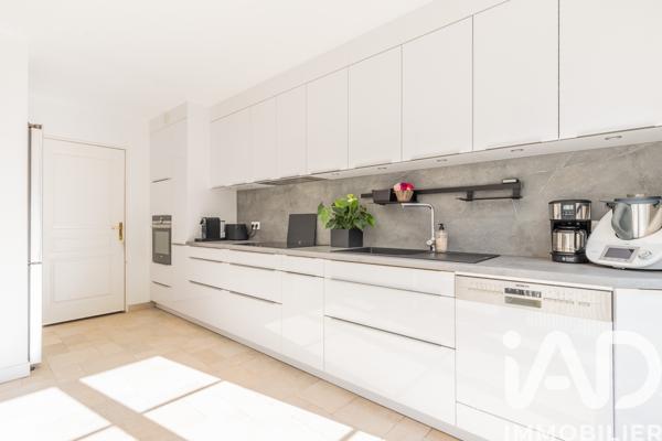 Maison à vendre 8 pièces 212 m² Verrières-le-Buisson