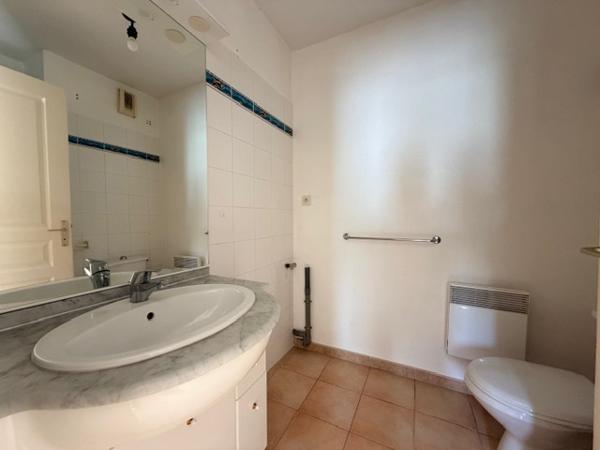 LA GENETTE – AGREABLE APPARTEMENT DE TYPE 2 EN REZ DE JARDIN AVEC GARAGE