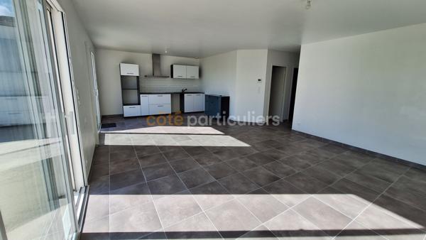 Vente
                Maison90,31 m² - 4 Pièces -
                    LES MATHES (17570)