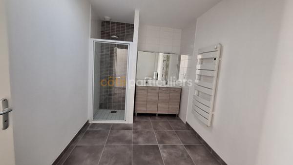 Vente
                Maison90,31 m² - 4 Pièces -
                    LES MATHES (17570)