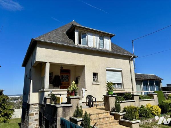 Maison d'habitation avec dépendance à VIRE