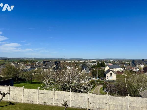 Maison d'habitation avec dépendance à VIRE