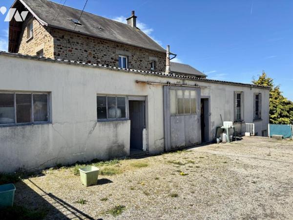 Maison d'habitation avec dépendance à VIRE