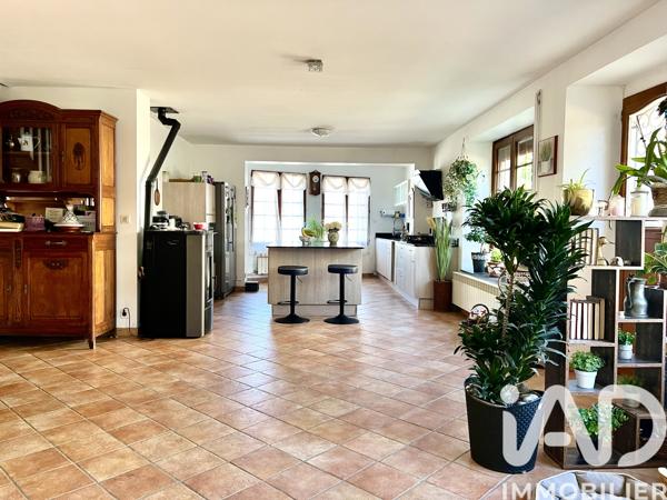 Maison à vendre 7 pièces 228,08 m² Cauvigny